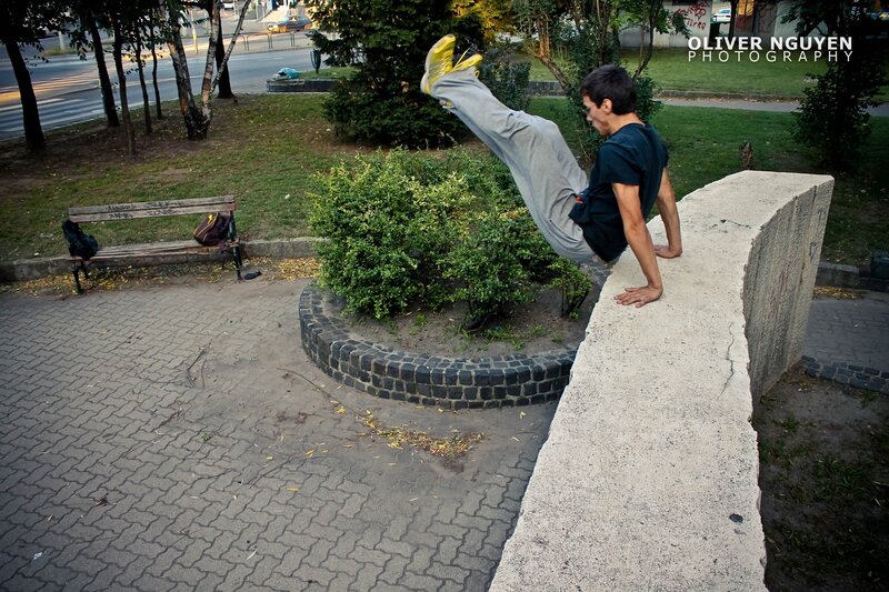 Man Doing Parkour — Gray