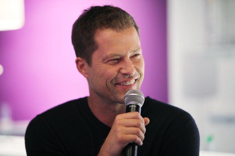 Man Holding Microphone — Purple