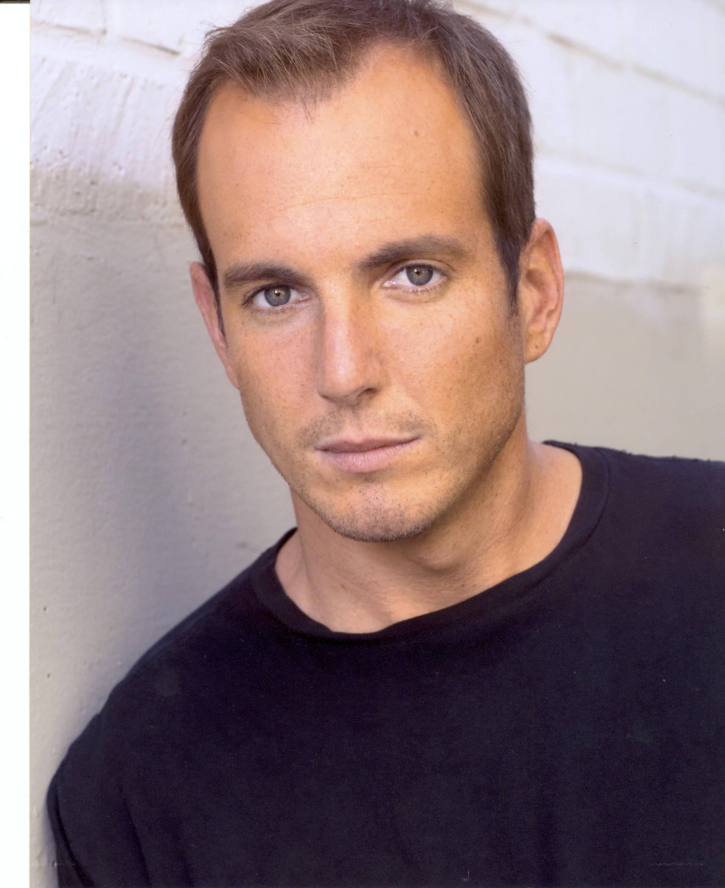 man in black shirt