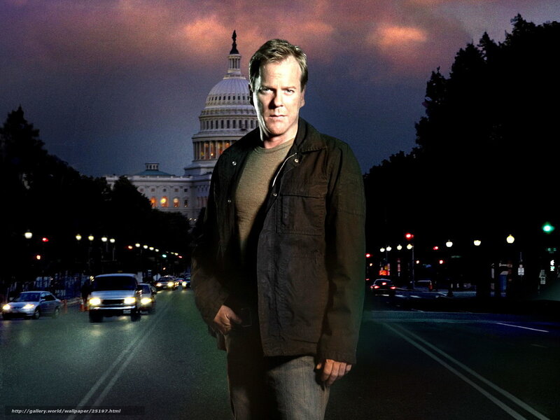 Man in front of U.S. Capitol