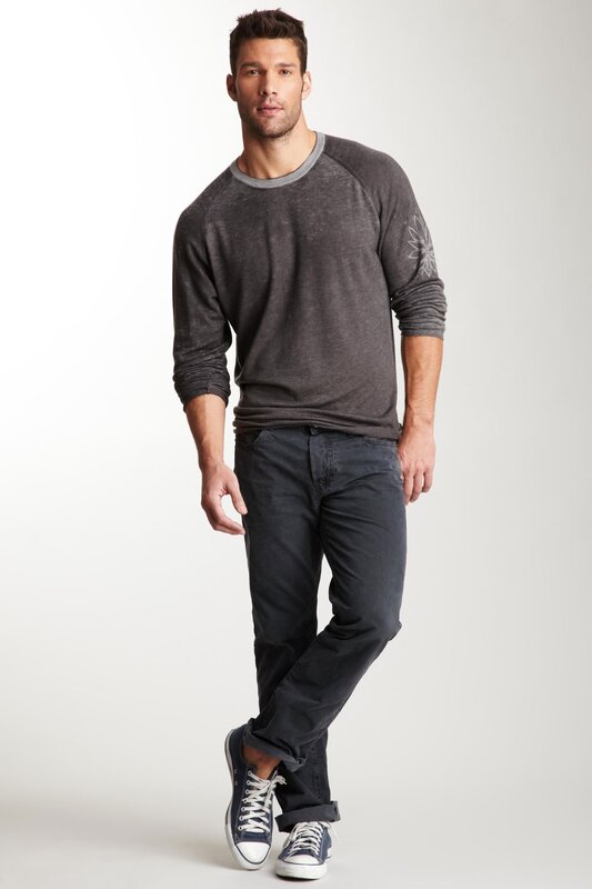 man in gray long-sleeve shirt