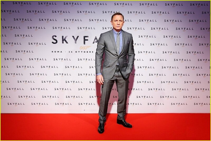 Man in Gray Suit — Formal, Photograph, Red Carpet
