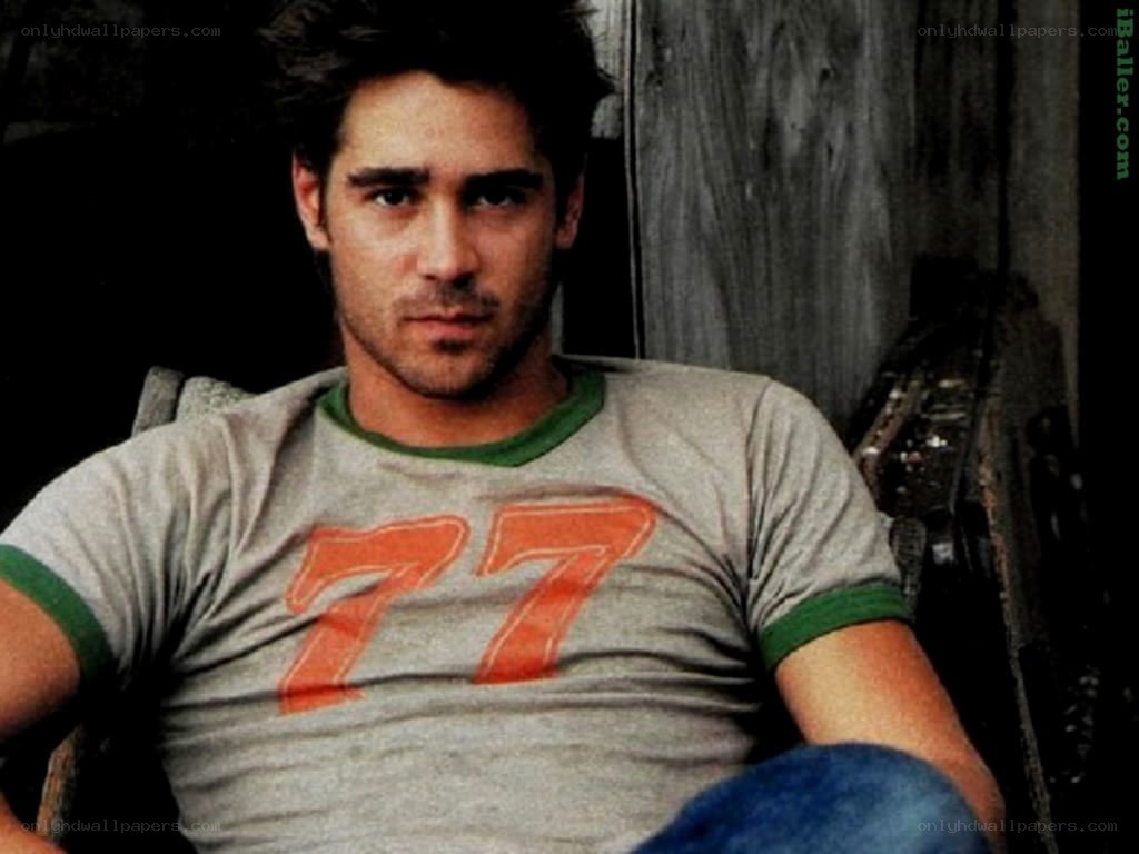 man in gray t-shirt
