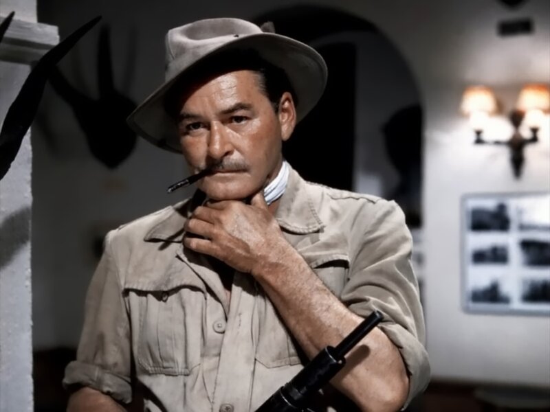 Man in Hat with Pipe — Beige