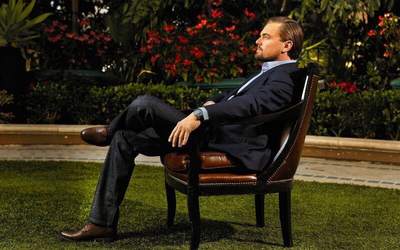 Man in Suit Sitting — Green, Calm, Night
