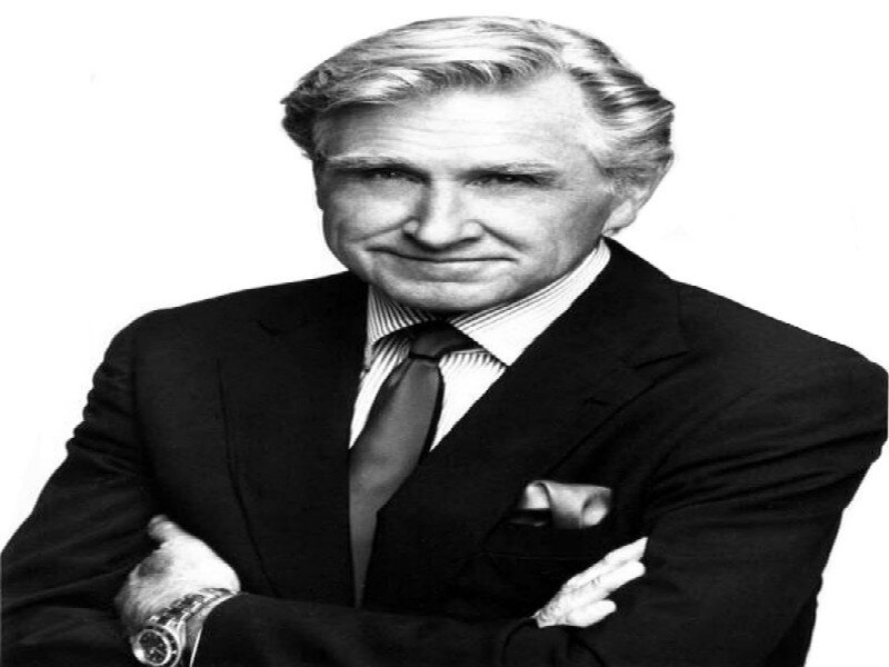 Man in Suit with Arms Crossed — Black