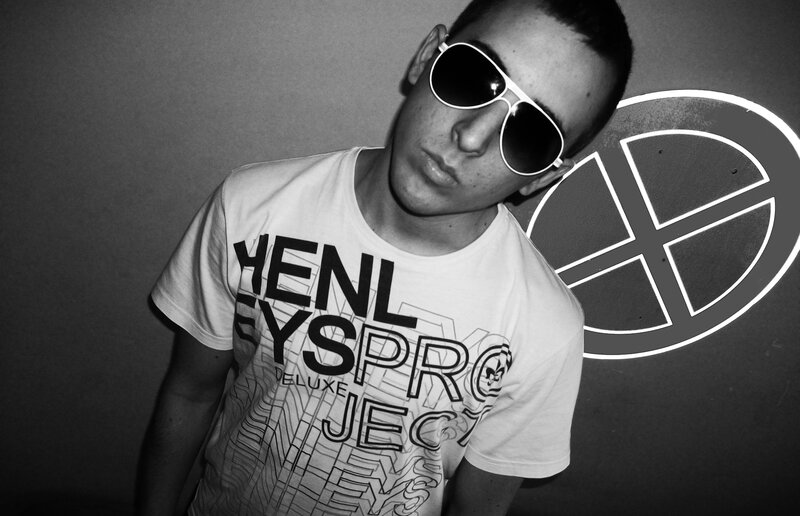 man in sunglasses and t-shirt