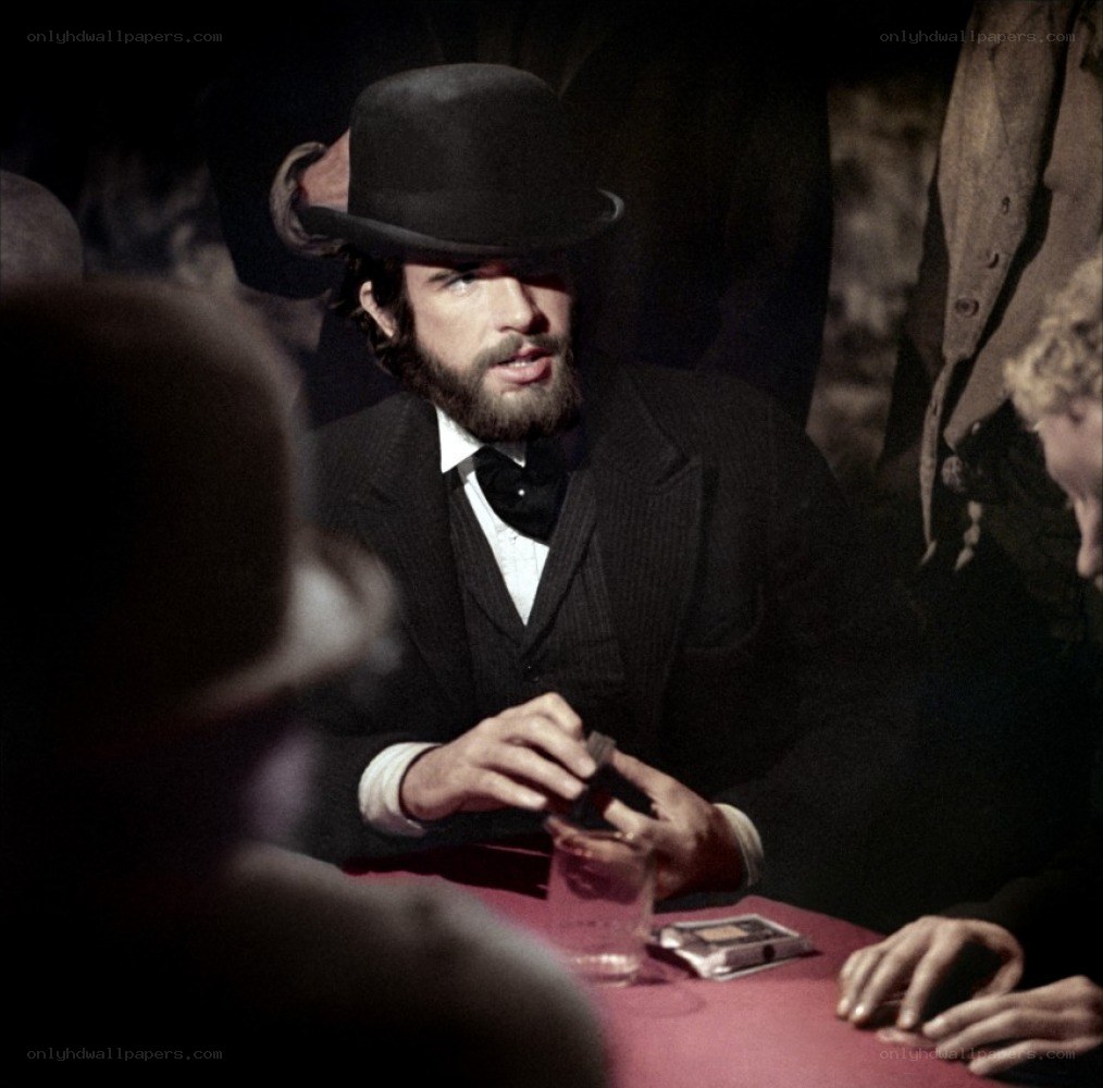 Man in top hat at poker table