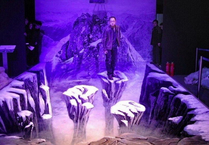 Man on 3d Illusion Art