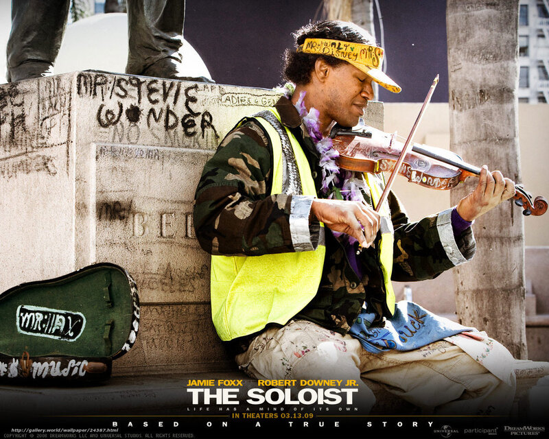 Man Playing Violin — Yellow