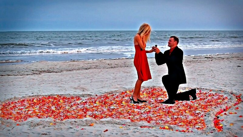 Man Proposing to Woman — Red, Romantic, Sunset