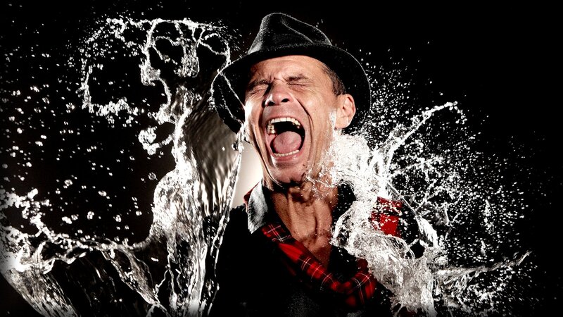man screaming with water splash