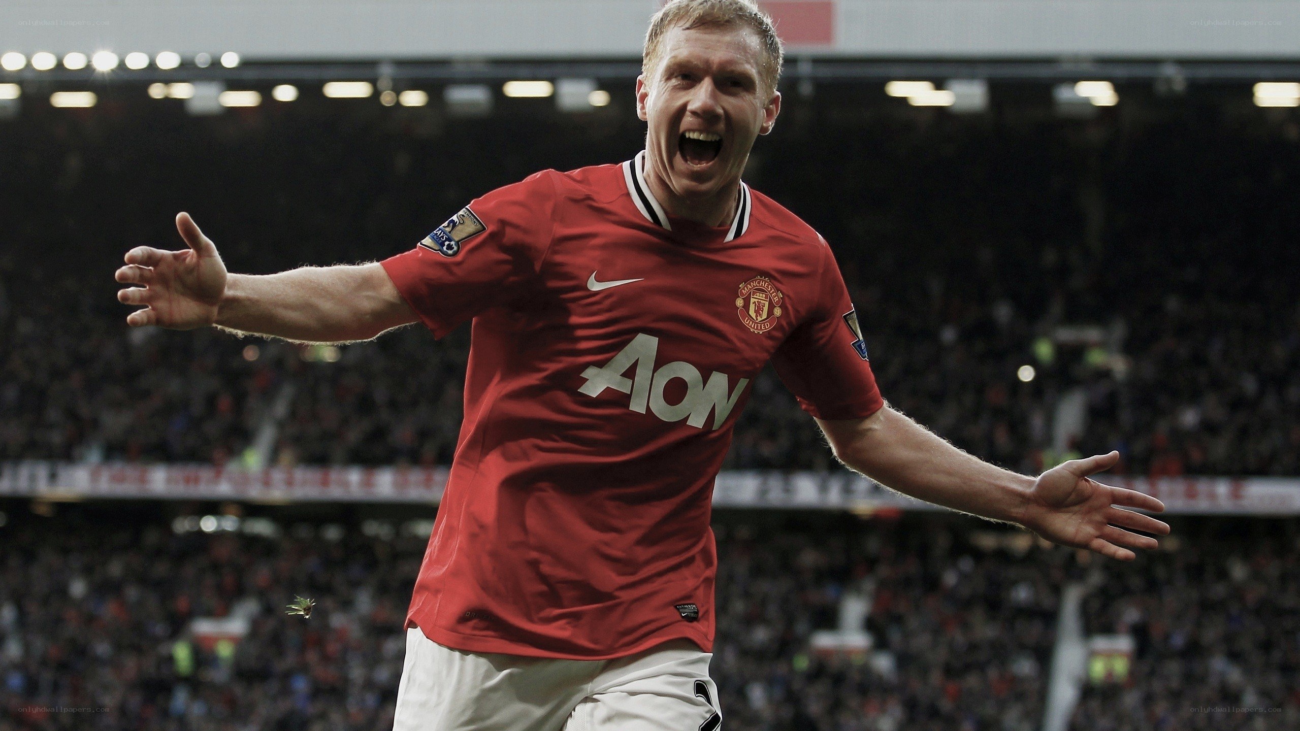 Man Utd player celebrates goal