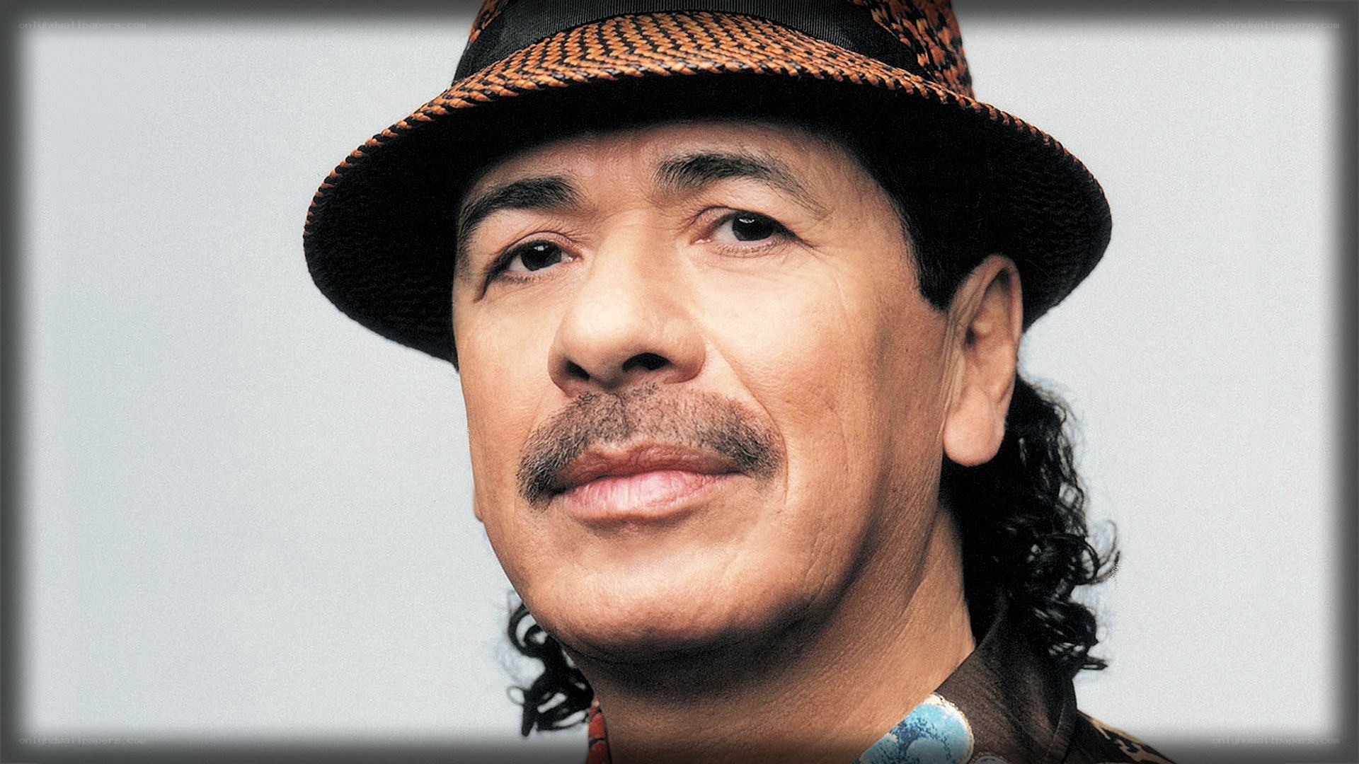 man wearing a hat
