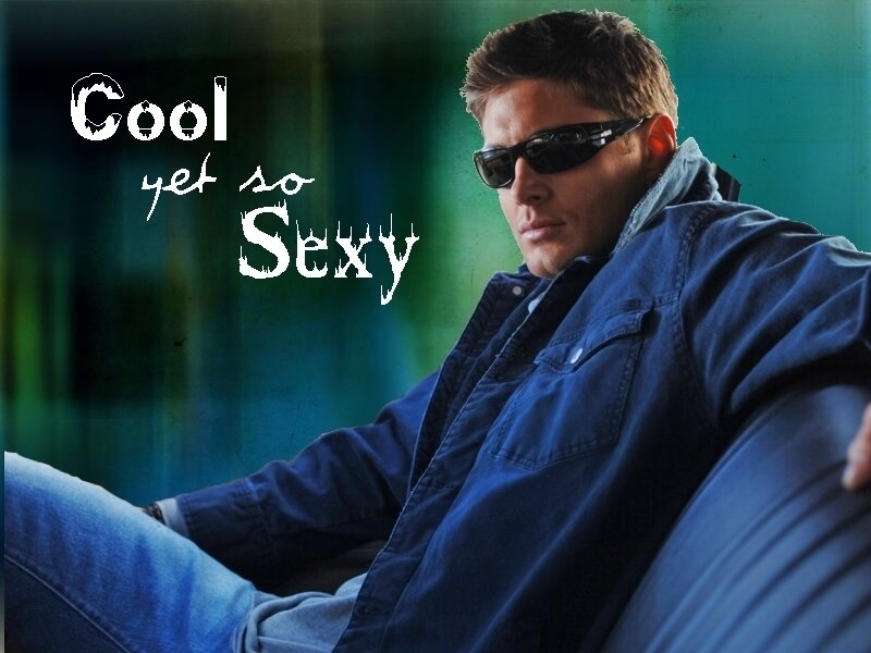 Man Wearing Sunglasses — Blue