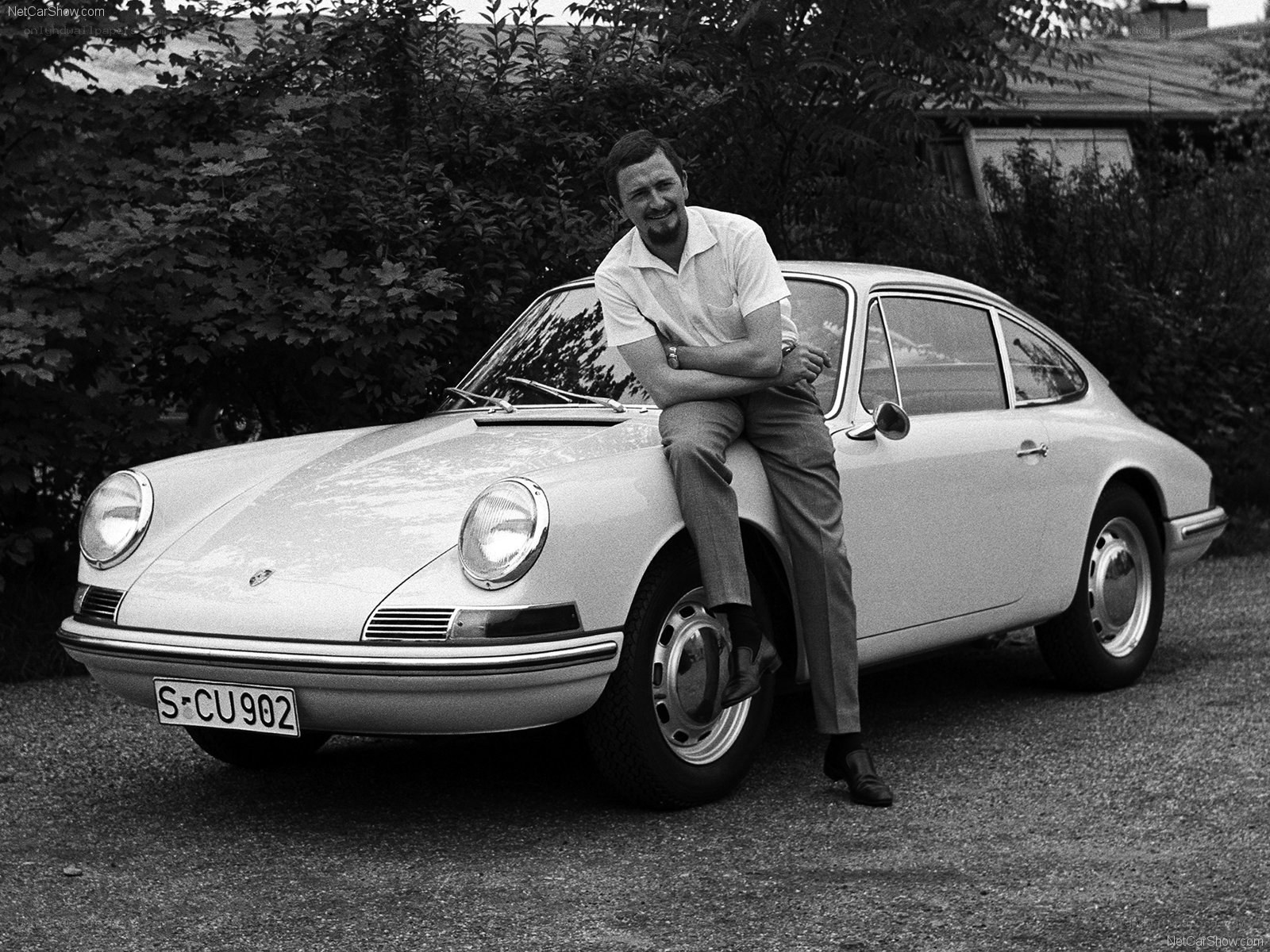 Man with a Porsche 911