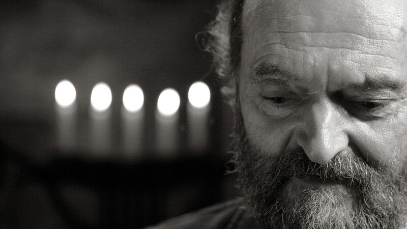 Man with Beard in Shadow — Black