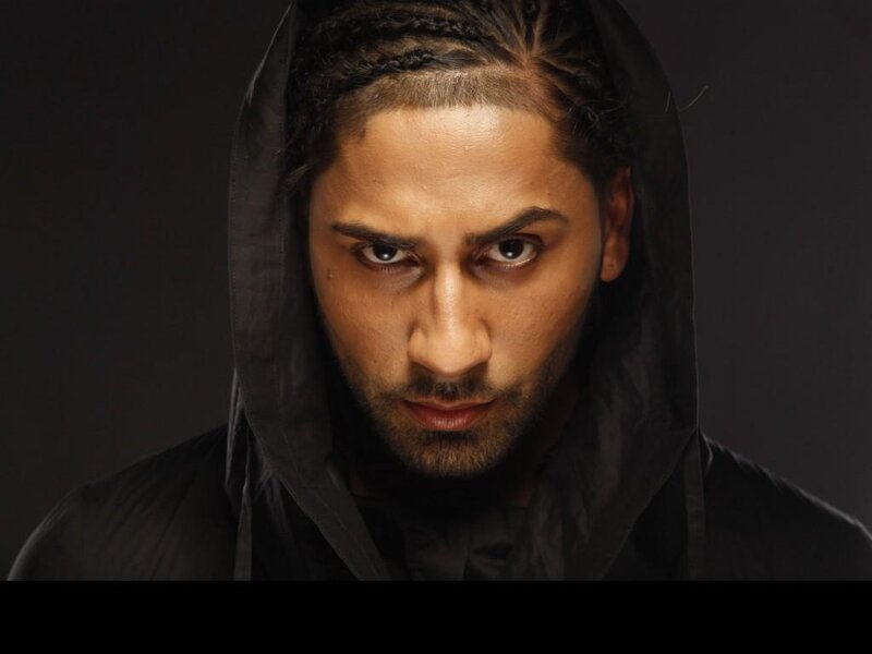Man with Braided Hair — Black
