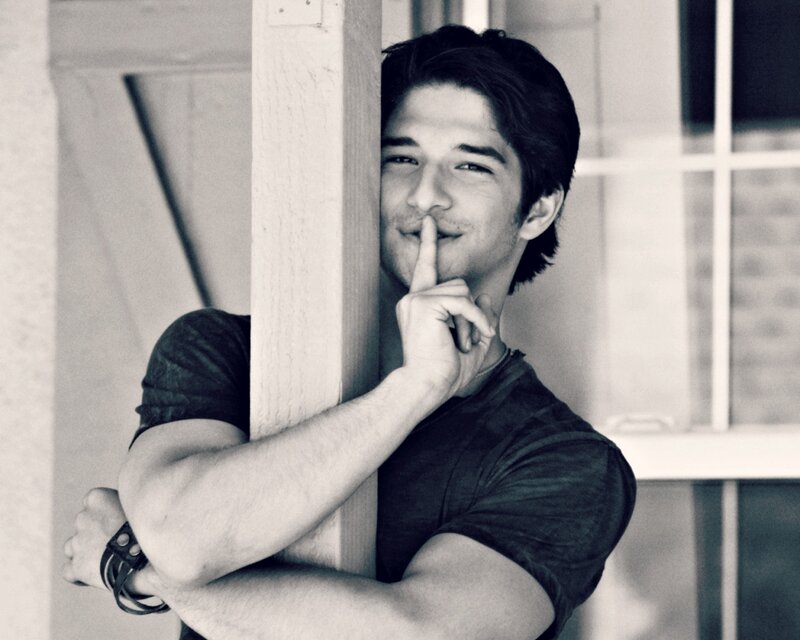 Man with Finger to Lips — Black