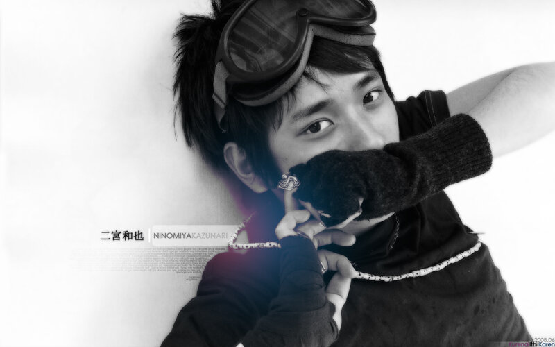 man with goggles and gloves