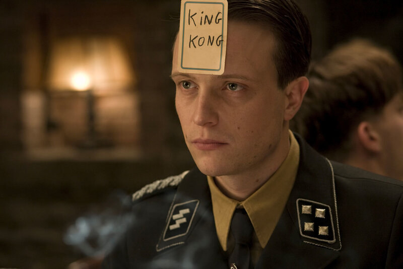Man with 'King Kong' note on forehead