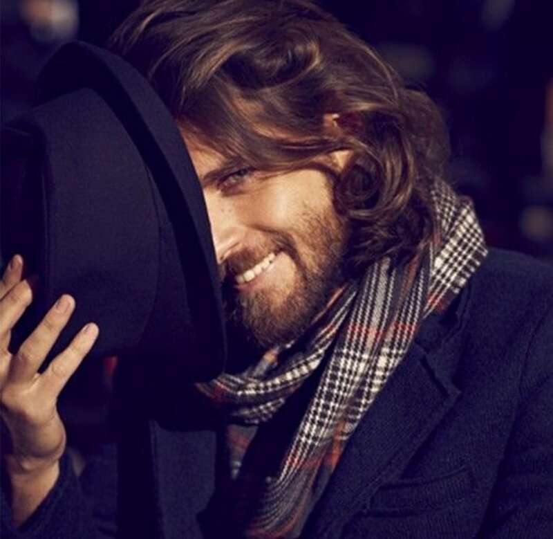 Man with Long Hair and Scarf — Black