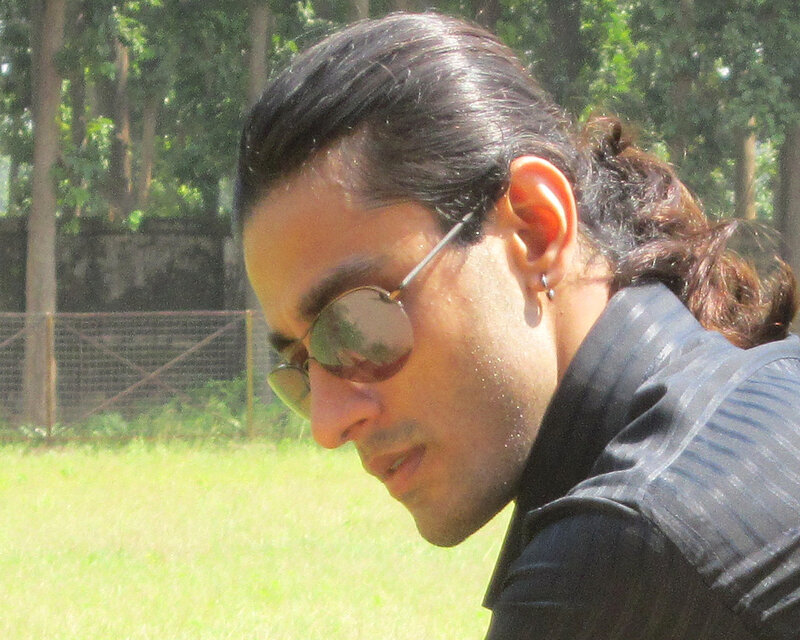 Man with Long Hair — Green, Outdoor