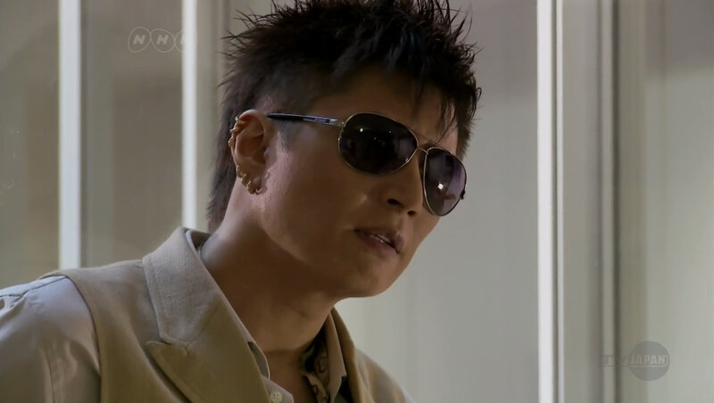 Man with Spiky Hair — Beige, Serious