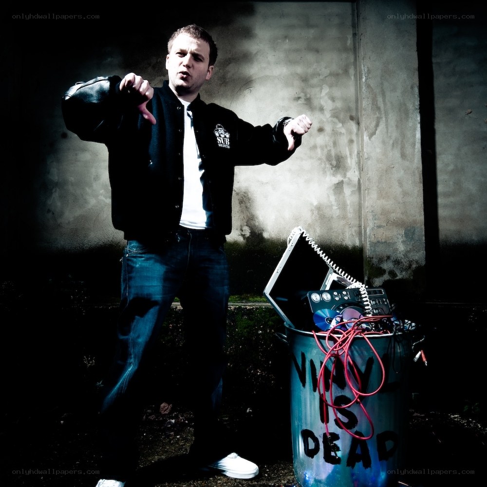 man with vinyl equipment