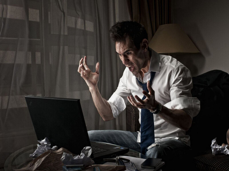 Man Yelling at Laptop — Black