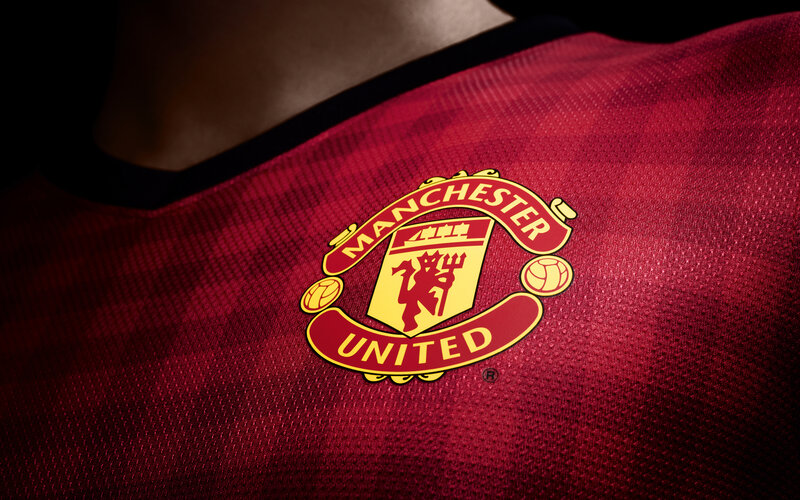 Manchester United crest on jersey