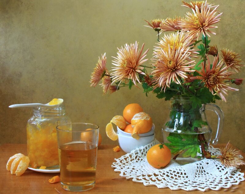 Mandarin Oranges and Flowers — Orange