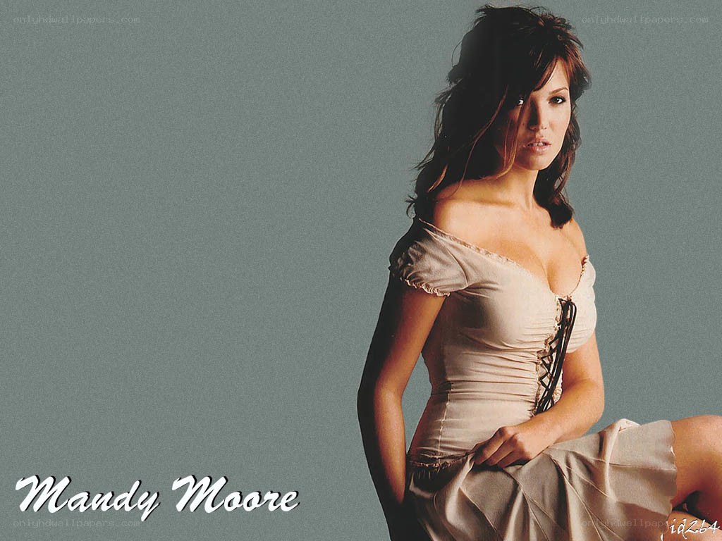 Mandy Moore in a beige dress