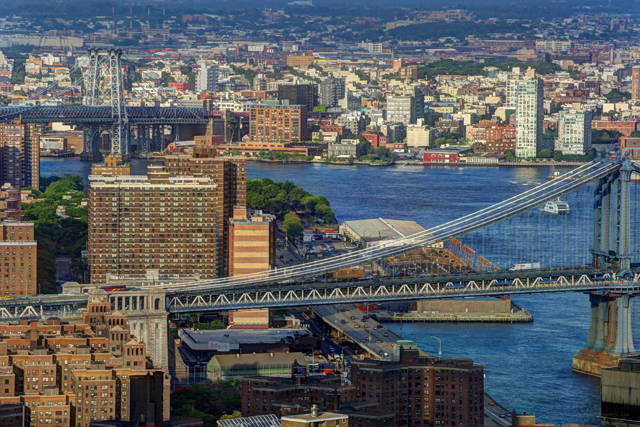 Manhattan Bridge and Brooklyn skyline