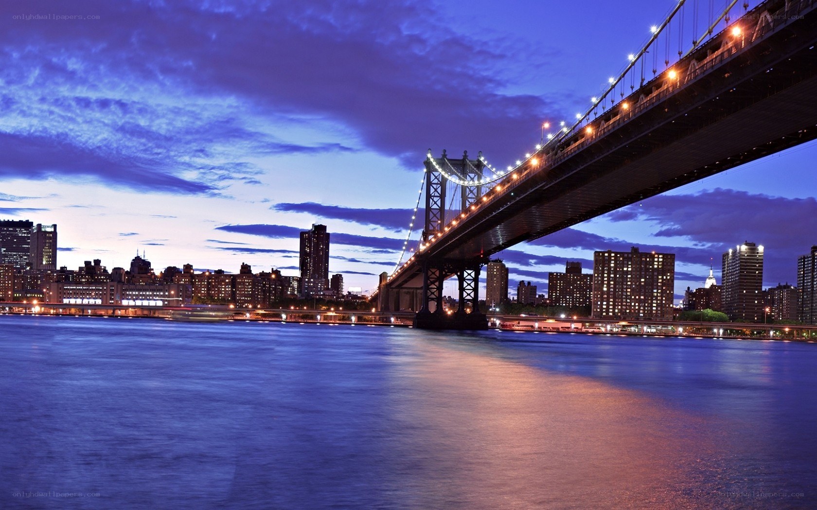 Manhattan Bridge at dusk