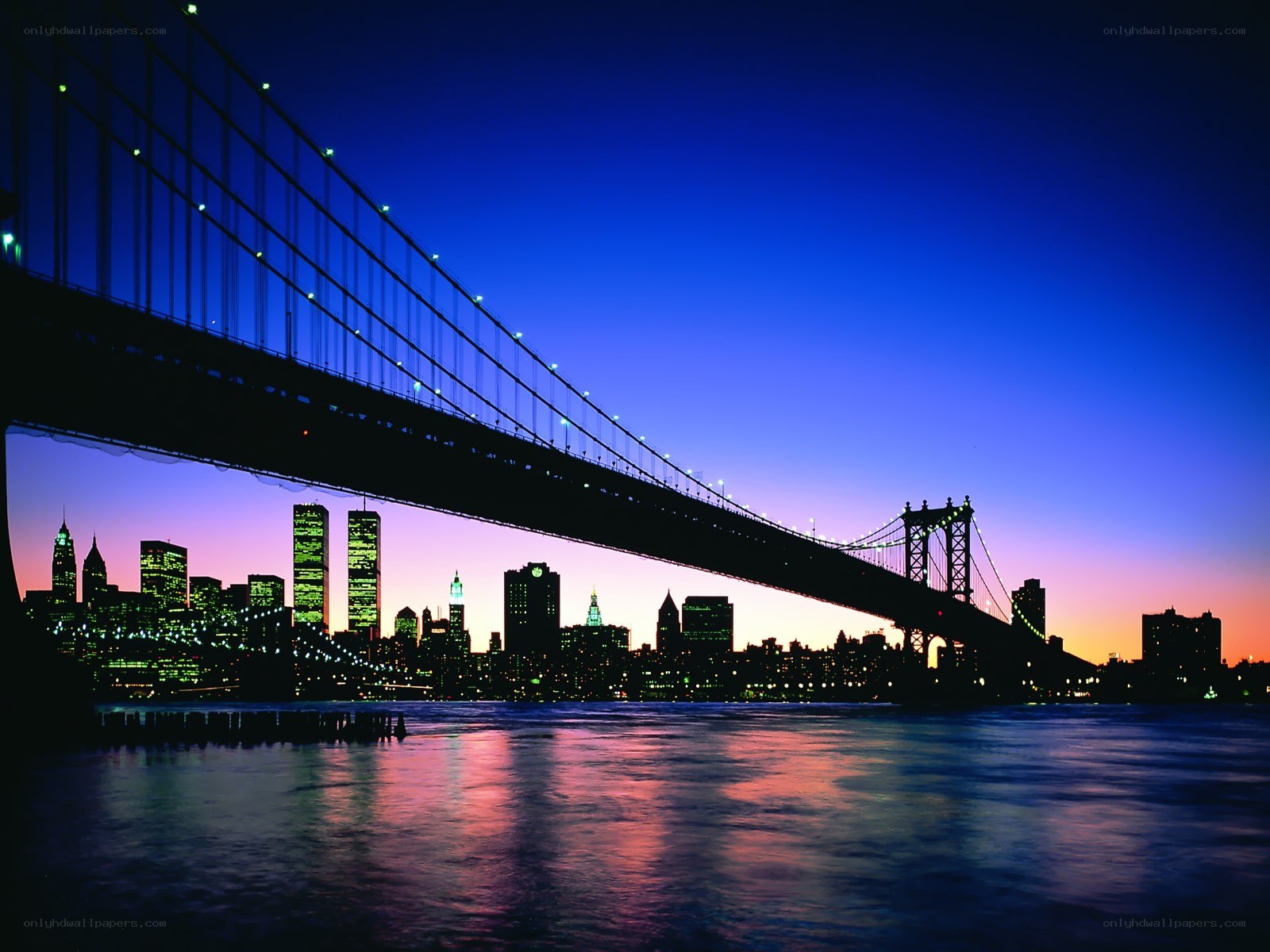 Manhattan Bridge at dusk