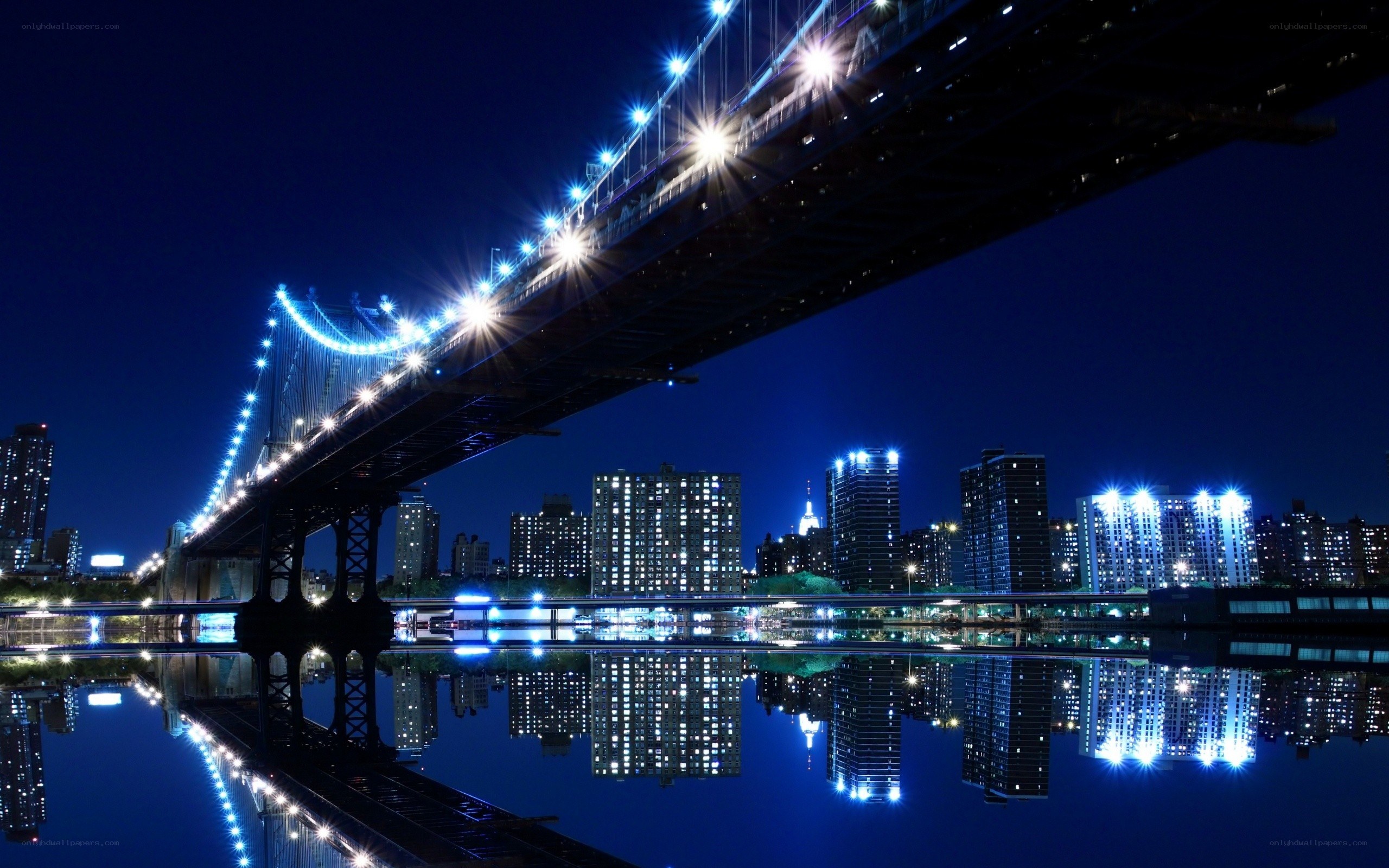 Manhattan Bridge at night