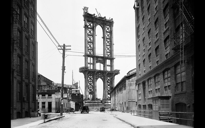 Manhattan Bridge construction