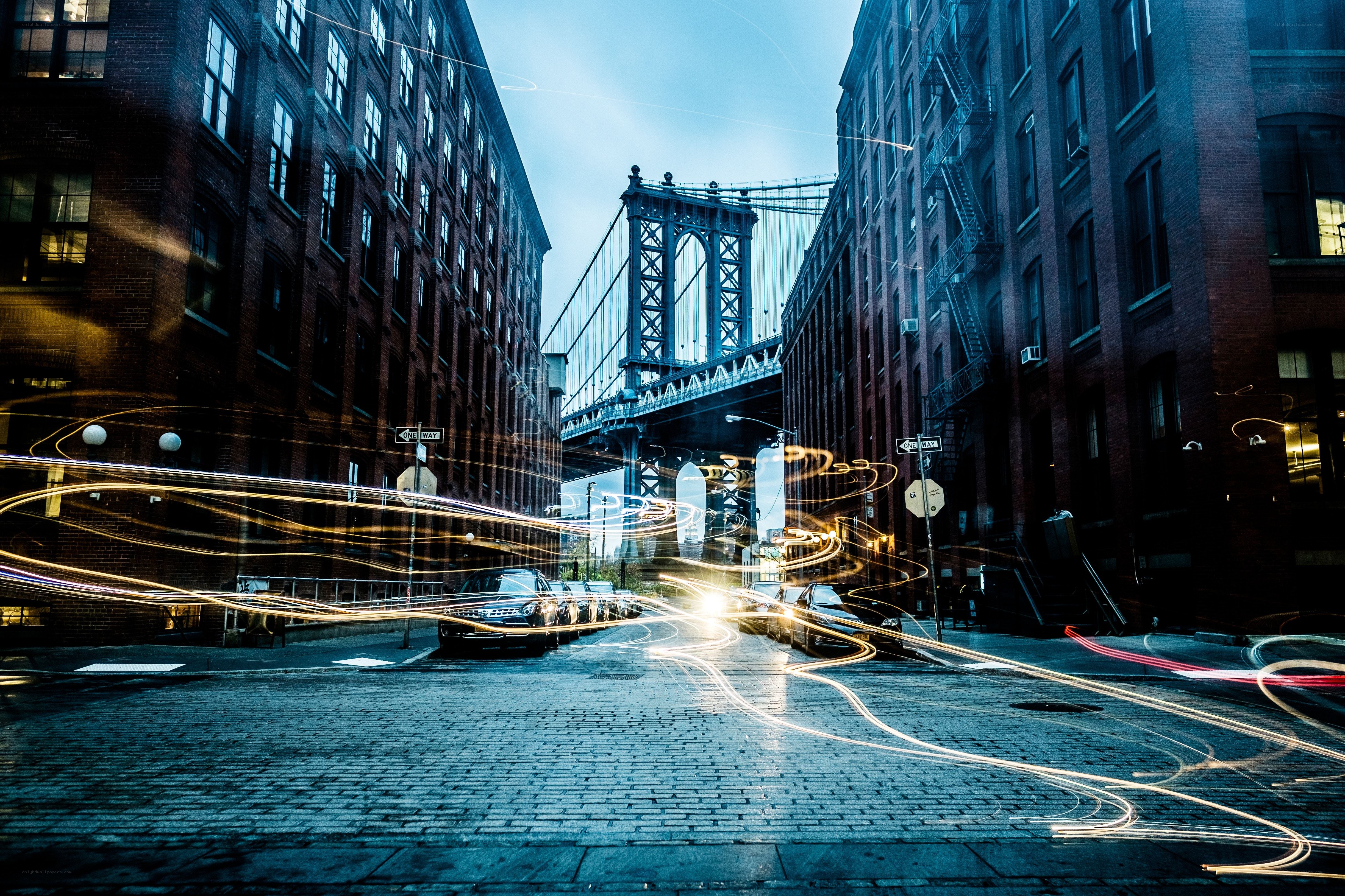 Manhattan Bridge light trails
