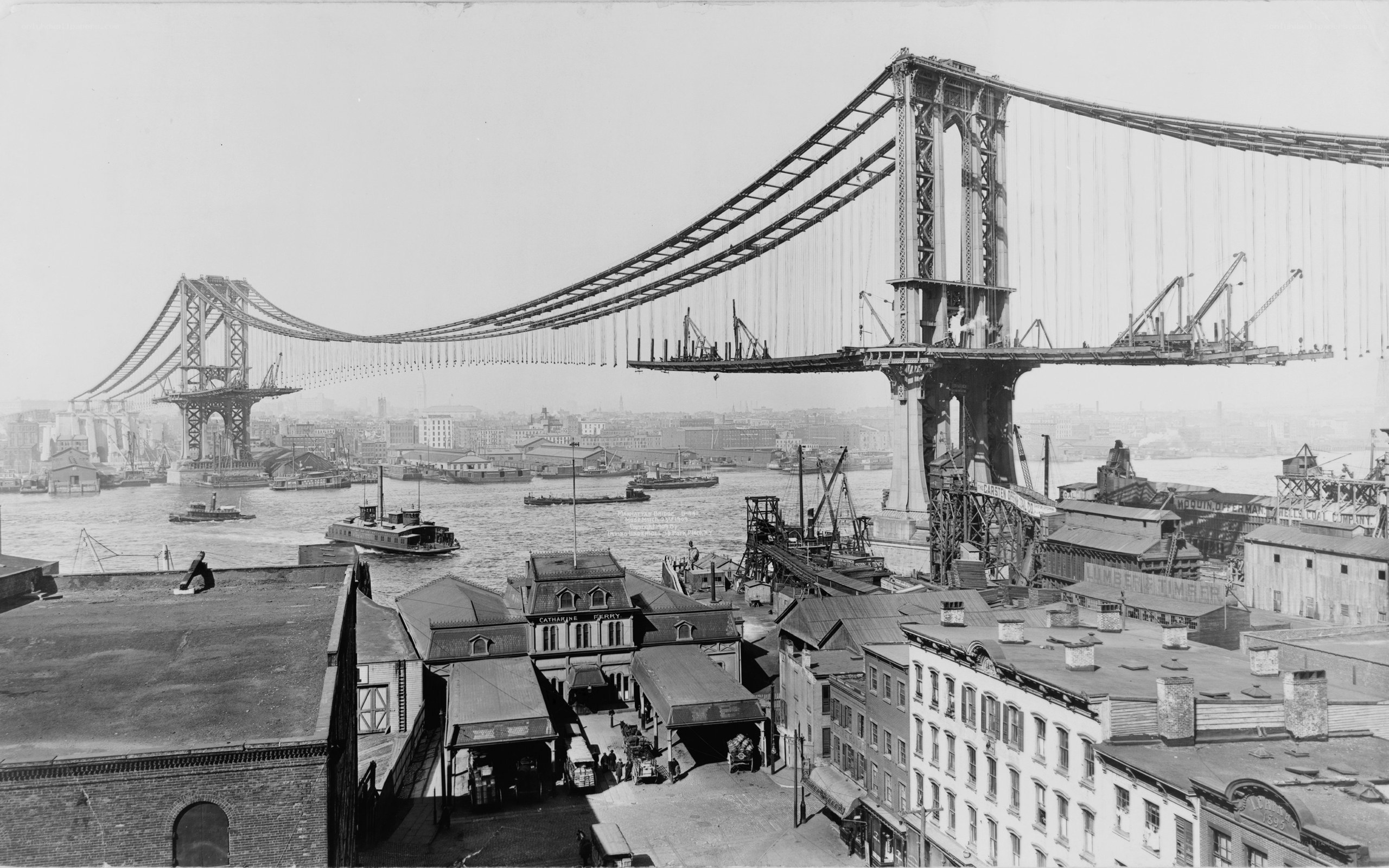 Manhattan Bridge under construction