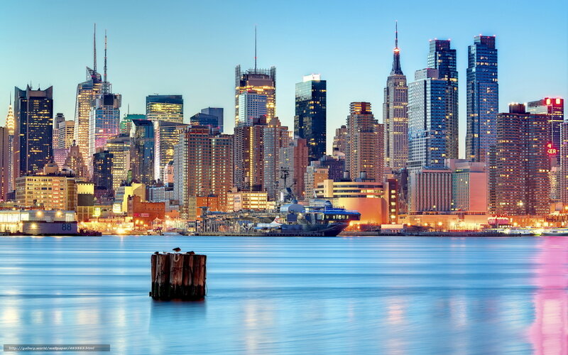 Manhattan skyline at dusk