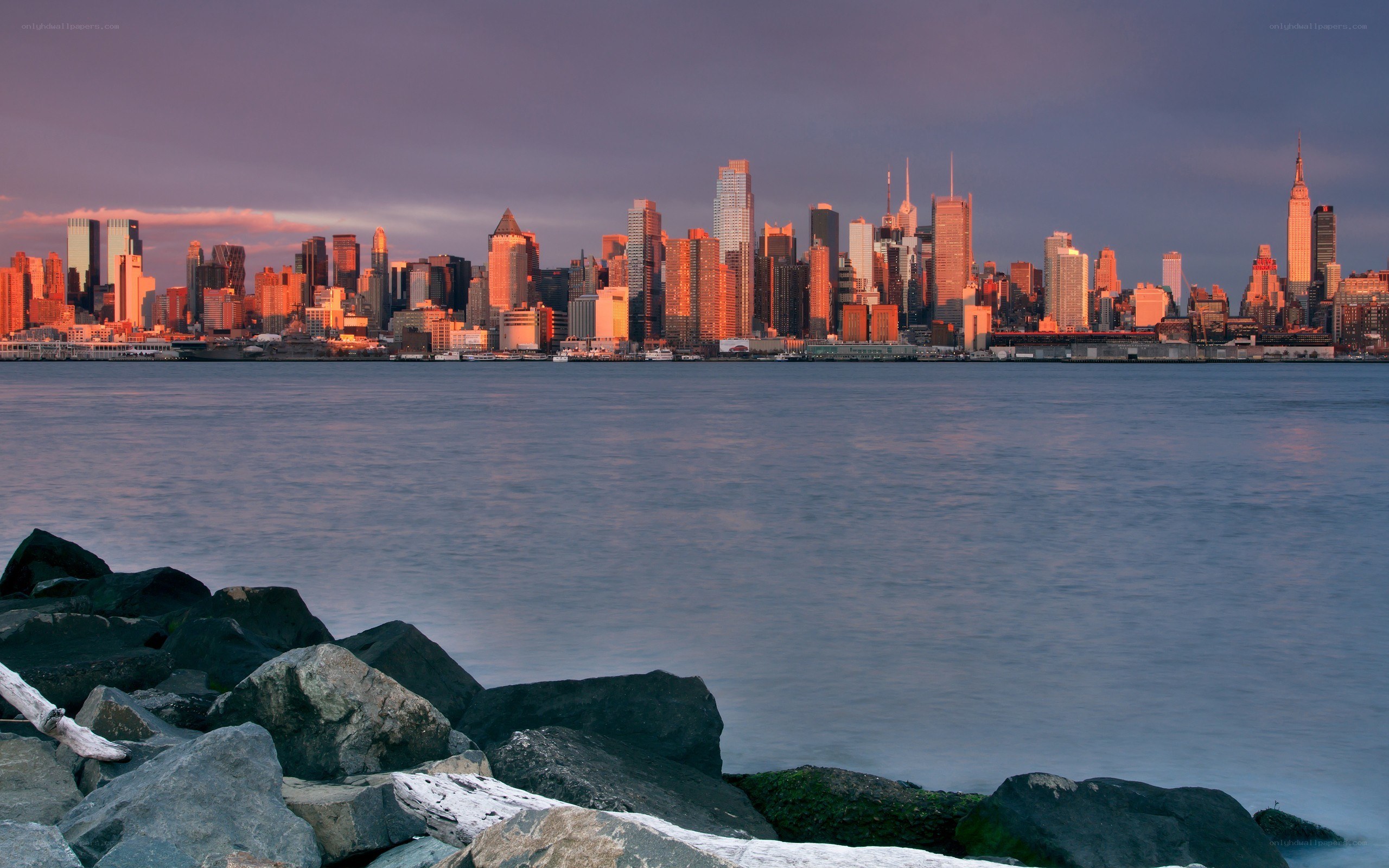 Manhattan skyline at dusk