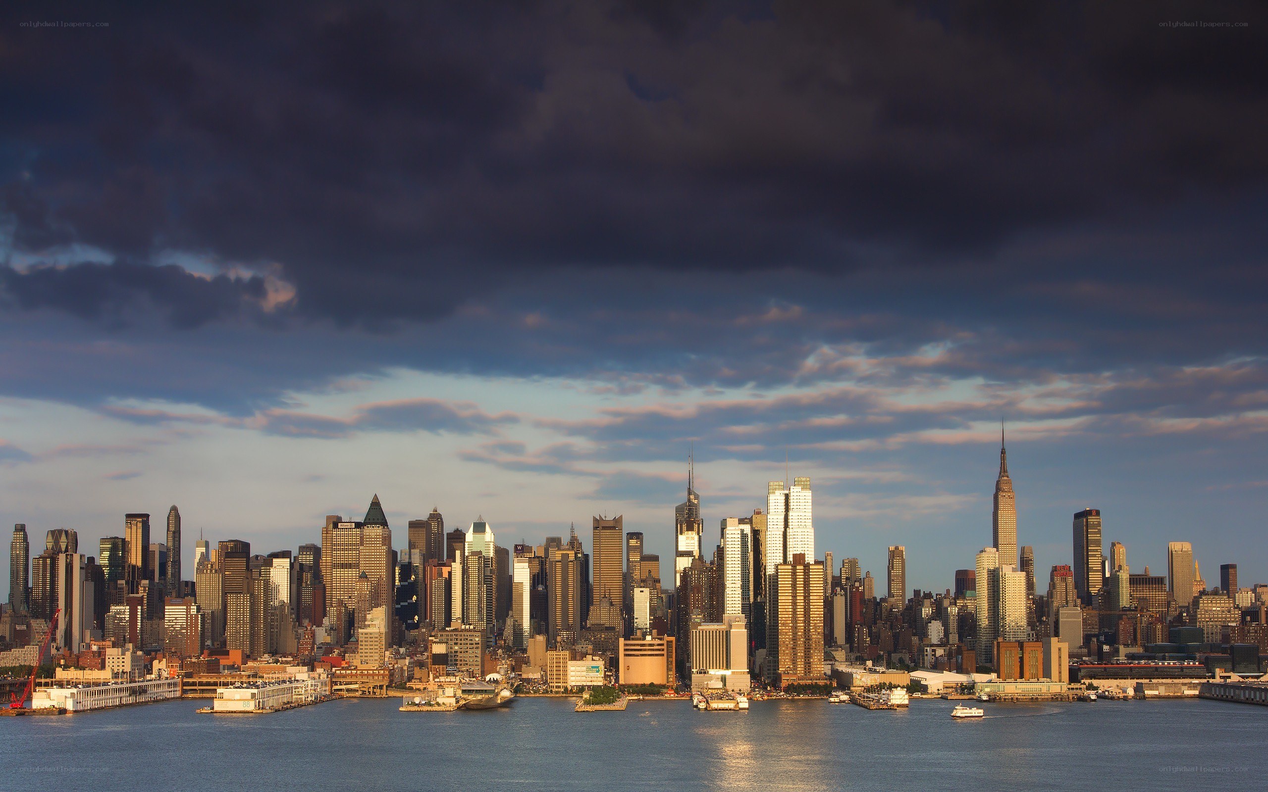 Manhattan skyline at dusk