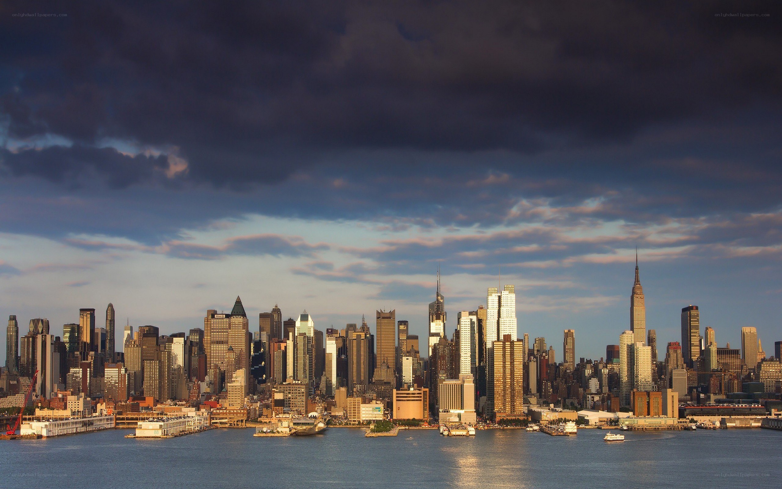 Manhattan skyline at dusk