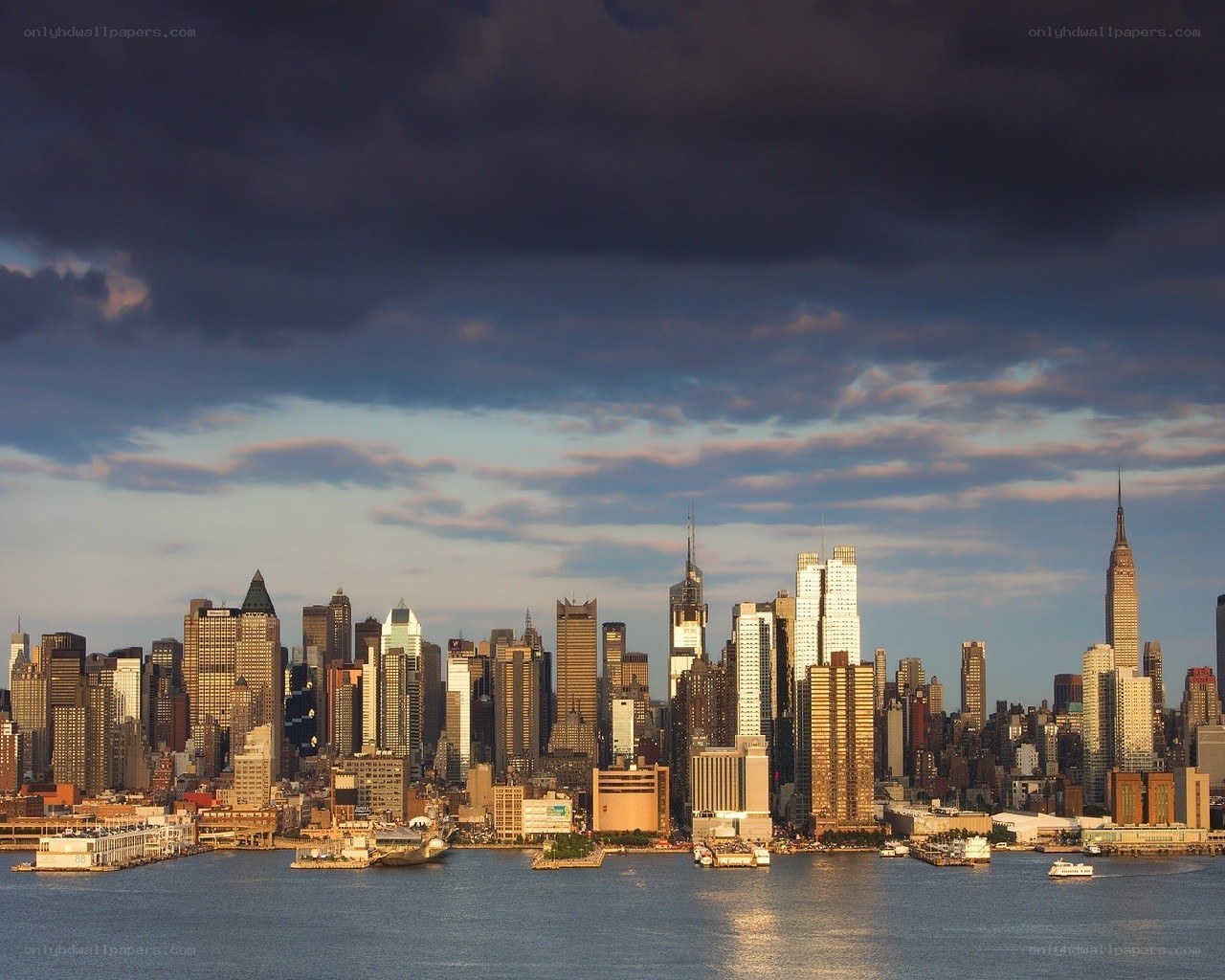 Manhattan skyline at dusk
