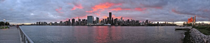 Manhattan Skyline at Dusk — Gray