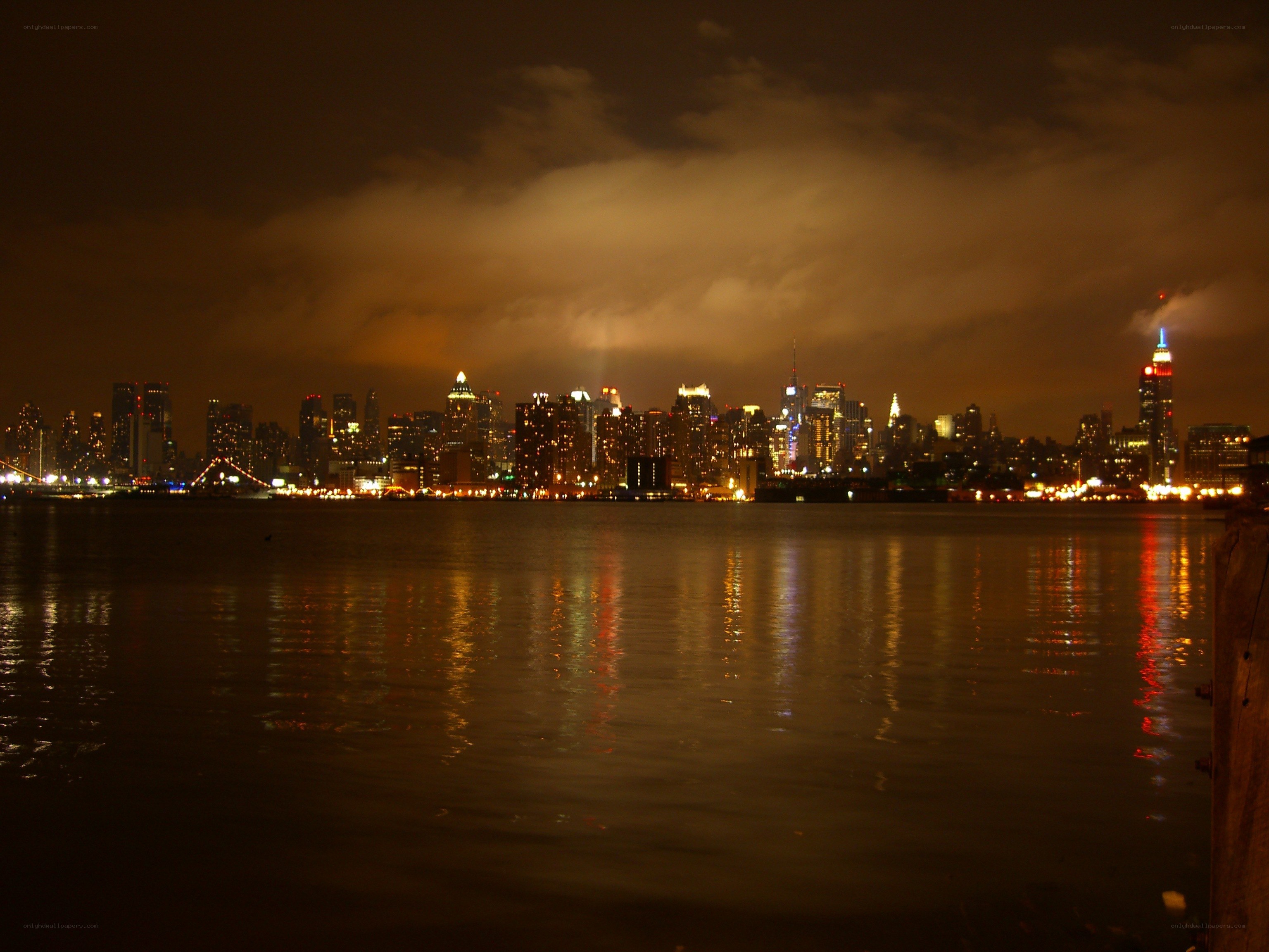 Manhattan skyline at night