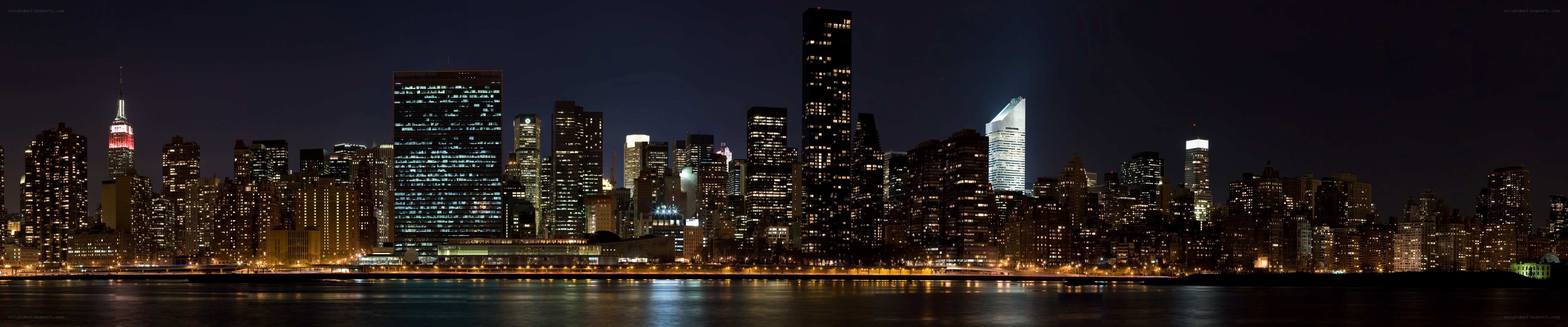Manhattan skyline at night