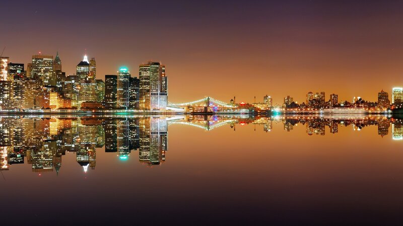 Manhattan skyline at night