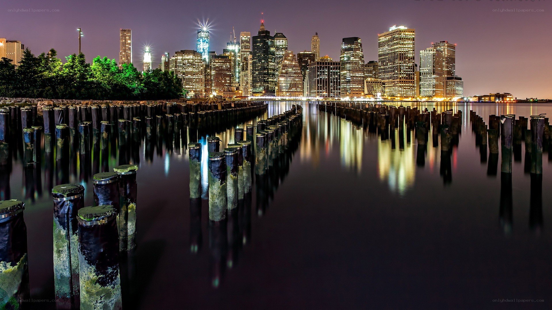 Manhattan skyline at night